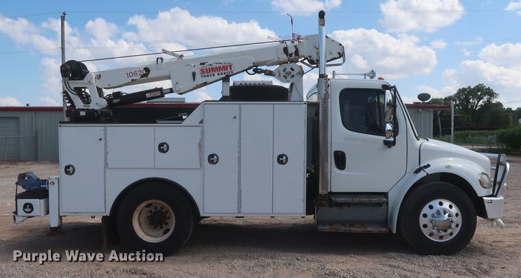 image for item DG7197 2011 Freightliner Business Class M2  service truck with crane