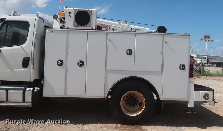 image for item DG7197 2011 Freightliner Business Class M2  service truck with crane