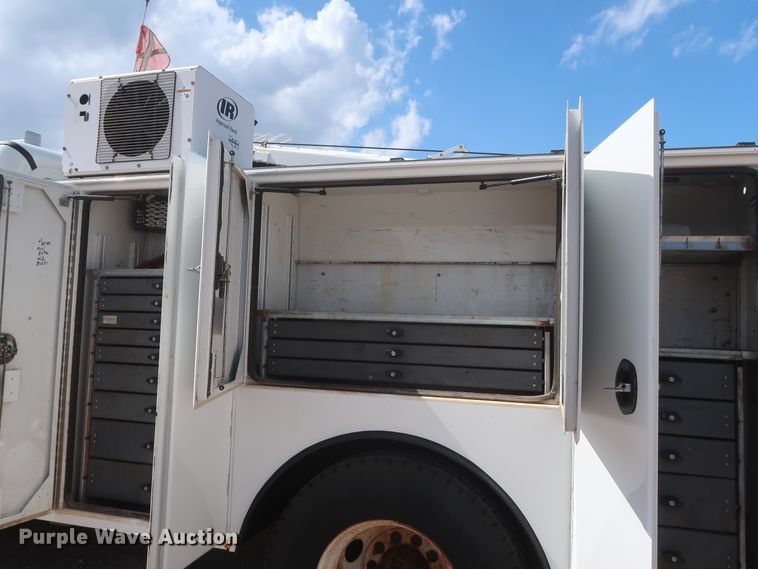 image for item DG7197 2011 Freightliner Business Class M2  service truck with crane