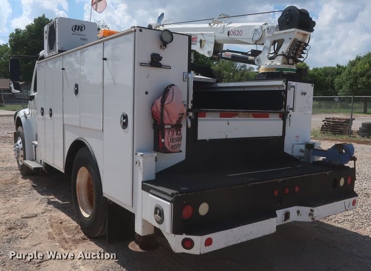 image for item DG7197 2011 Freightliner Business Class M2  service truck with crane