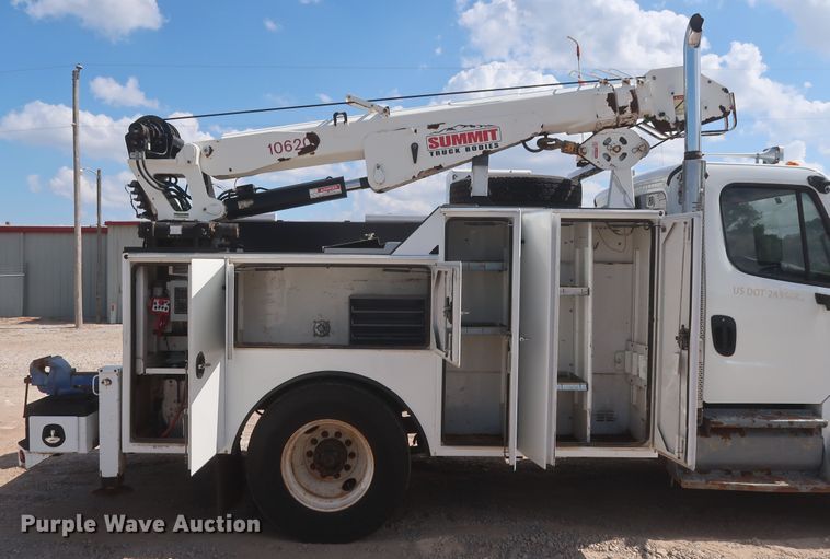 image for item DG7197 2011 Freightliner Business Class M2  service truck with crane