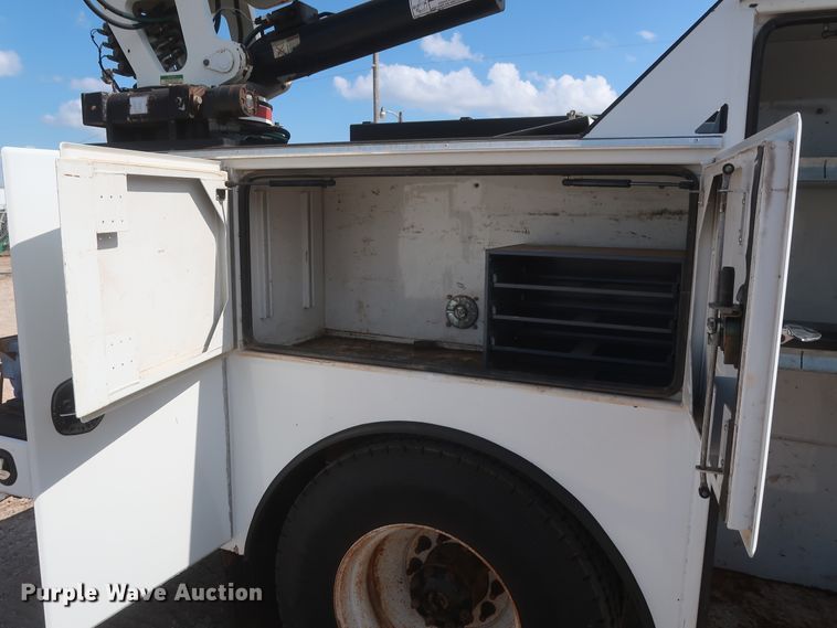 image for item DG7197 2011 Freightliner Business Class M2  service truck with crane