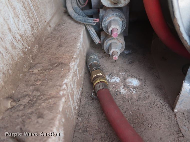 image for item DG7197 2011 Freightliner Business Class M2  service truck with crane