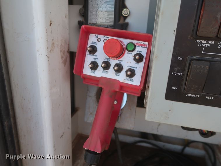 image for item DG7197 2011 Freightliner Business Class M2  service truck with crane