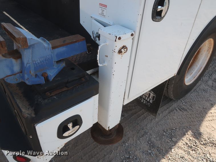 image for item DG7197 2011 Freightliner Business Class M2  service truck with crane