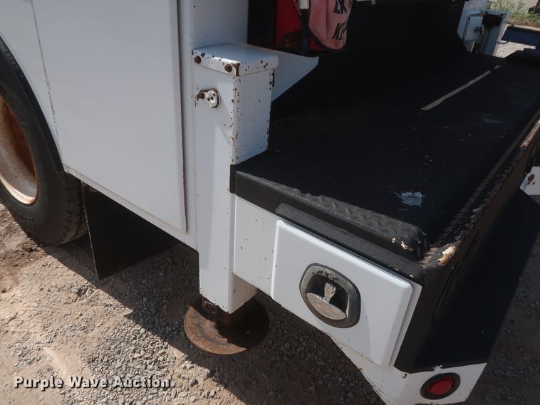 image for item DG7197 2011 Freightliner Business Class M2  service truck with crane