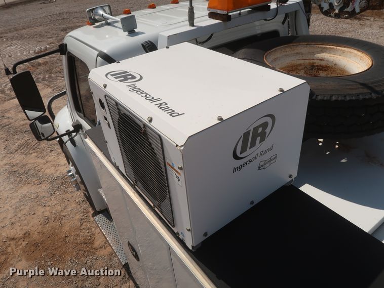 image for item DG7197 2011 Freightliner Business Class M2  service truck with crane