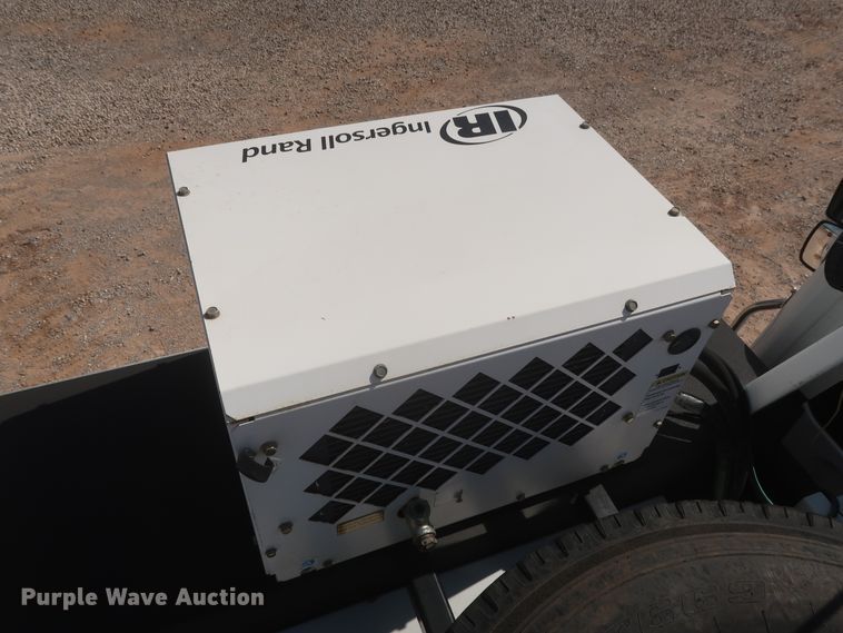 image for item DG7197 2011 Freightliner Business Class M2  service truck with crane