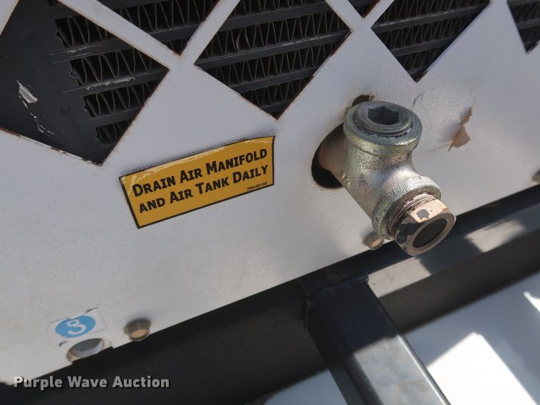 image for item DG7197 2011 Freightliner Business Class M2  service truck with crane