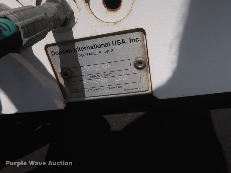 image for item DG7197 2011 Freightliner Business Class M2  service truck with crane