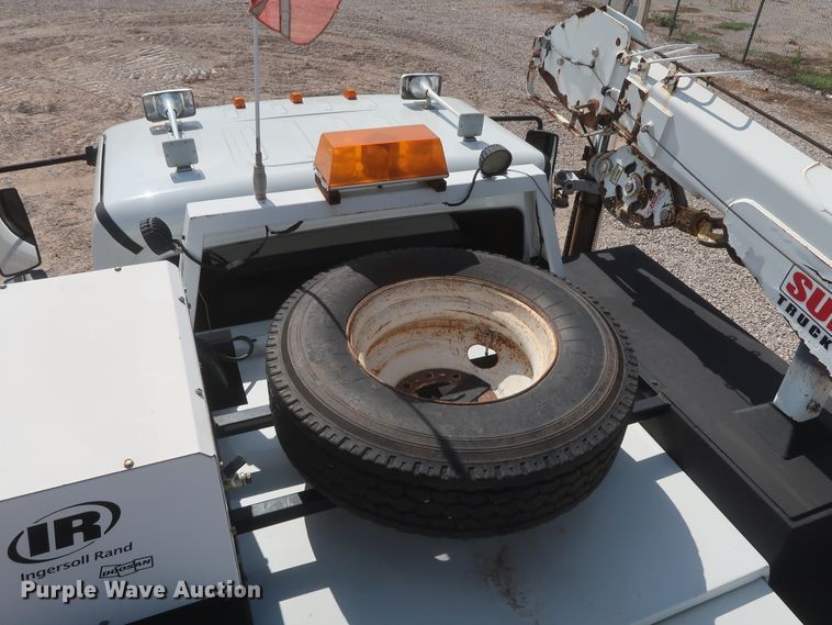 image for item DG7197 2011 Freightliner Business Class M2  service truck with crane