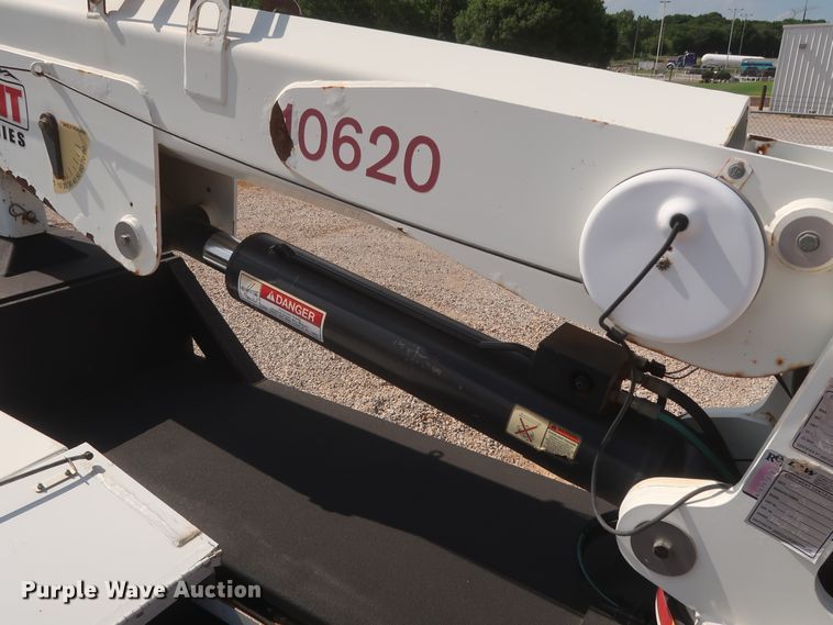 image for item DG7197 2011 Freightliner Business Class M2  service truck with crane