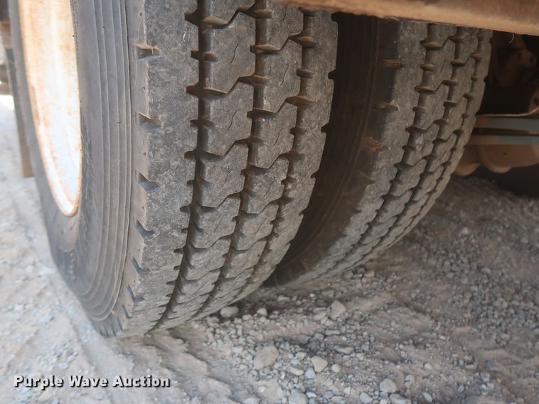 image for item DG7197 2011 Freightliner Business Class M2  service truck with crane