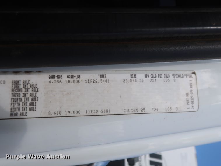 image for item DG7197 2011 Freightliner Business Class M2  service truck with crane