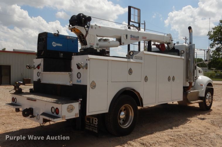 image for item DG7212 2013 Peterbilt 337  service truck with crane