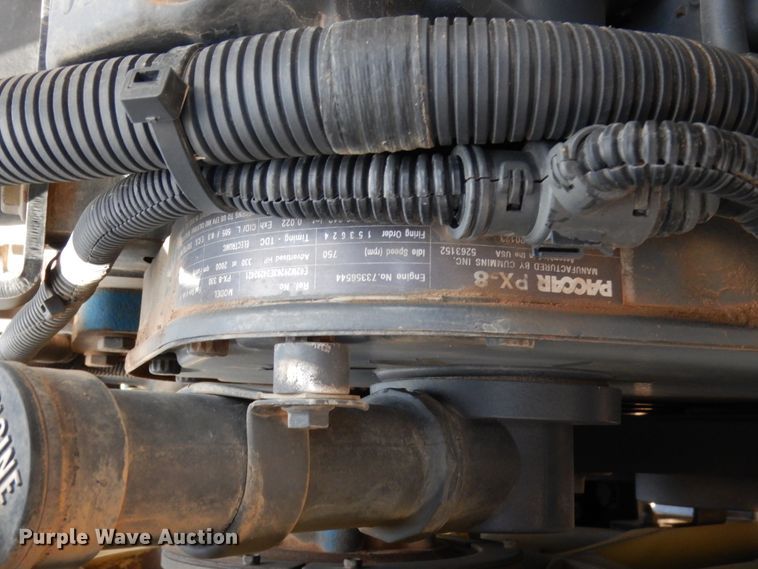 image for item DG7212 2013 Peterbilt 337  service truck with crane