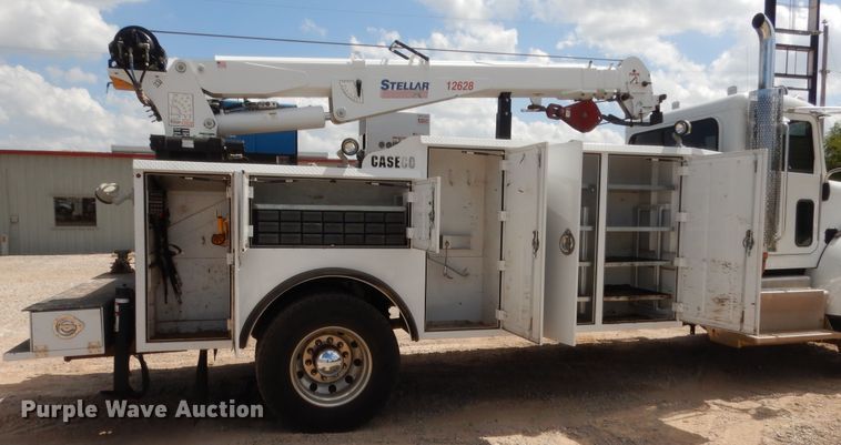 image for item DG7212 2013 Peterbilt 337  service truck with crane