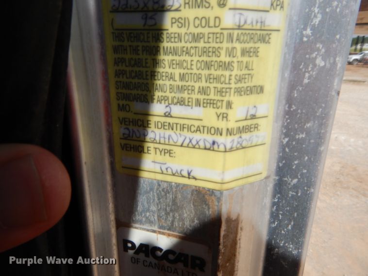 image for item DG7212 2013 Peterbilt 337  service truck with crane