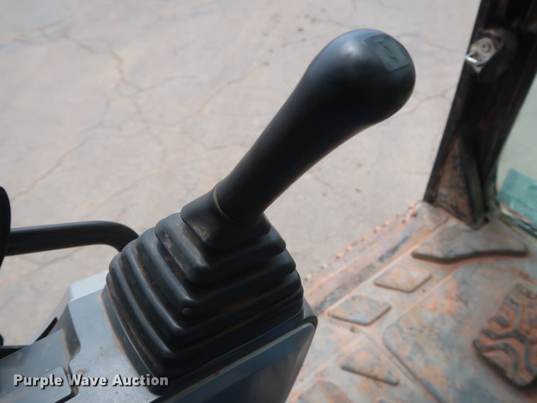 image for item DG7234 2013 Caterpillar 320EL  excavator