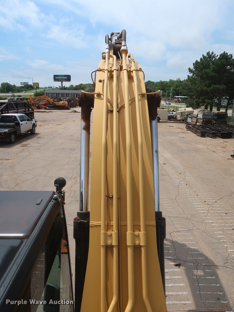 image for item DG7234 2013 Caterpillar 320EL  excavator