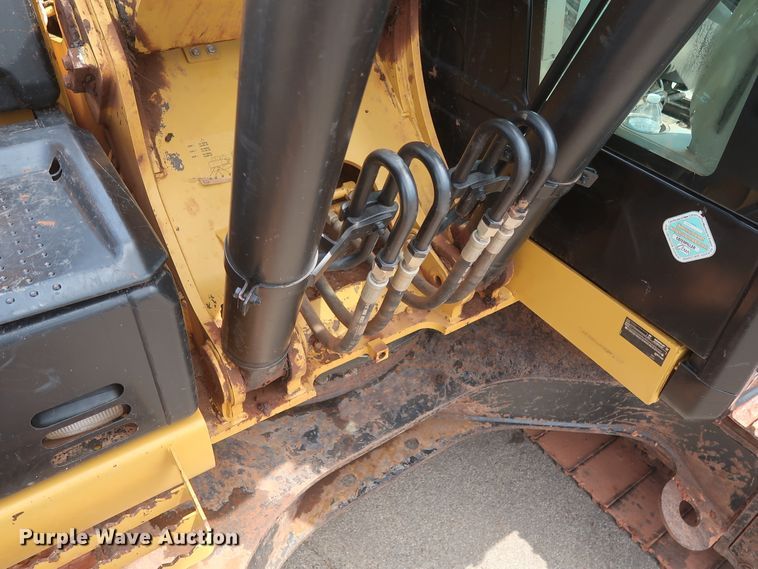 image for item DG7234 2013 Caterpillar 320EL  excavator