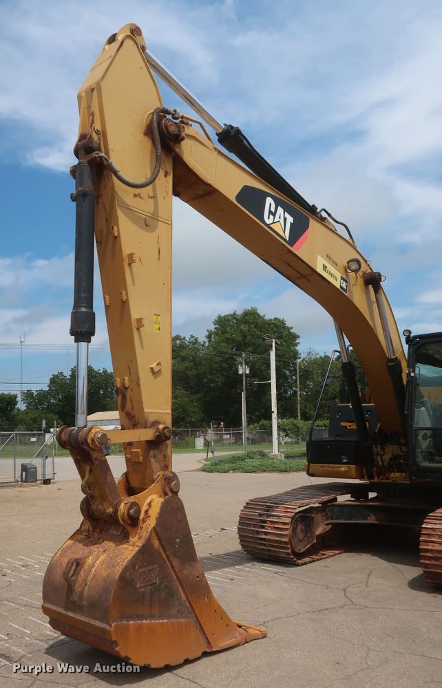 image for item DG7234 2013 Caterpillar 320EL  excavator