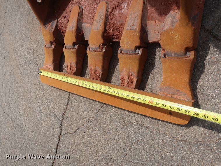 image for item DG7234 2013 Caterpillar 320EL  excavator