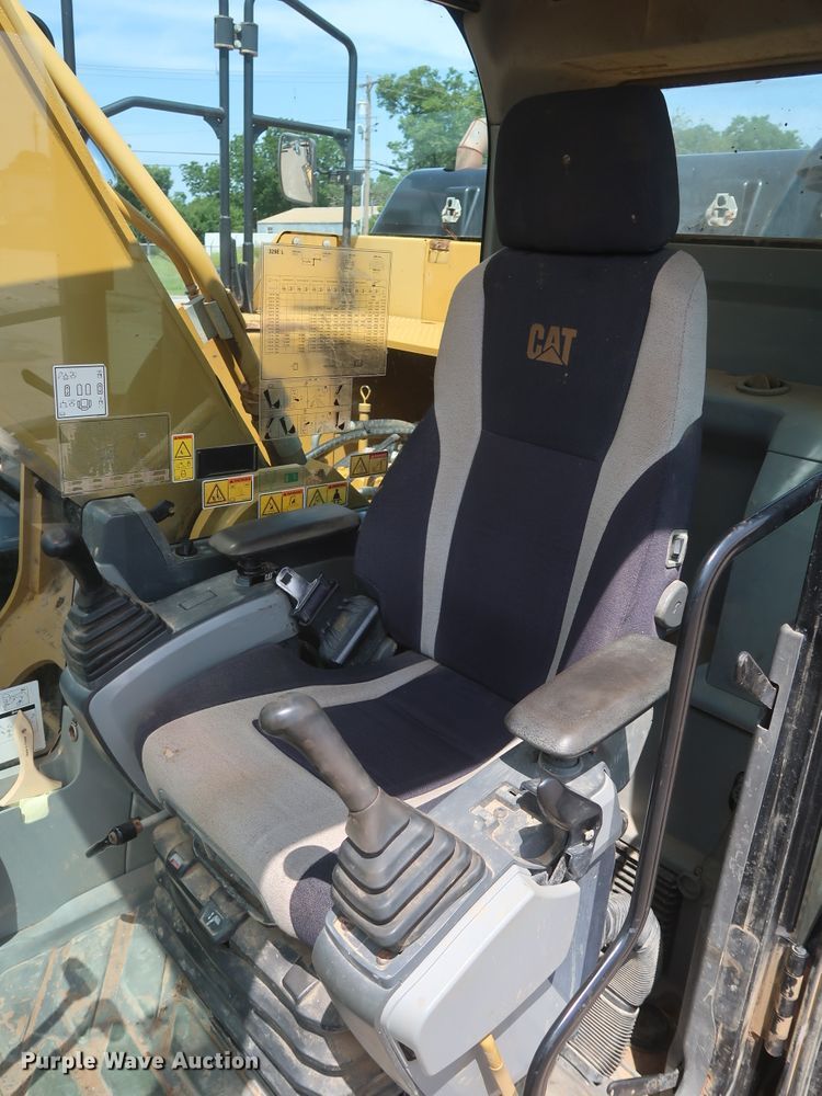 image for item DG7235 2012 Caterpillar 329E L  excavator