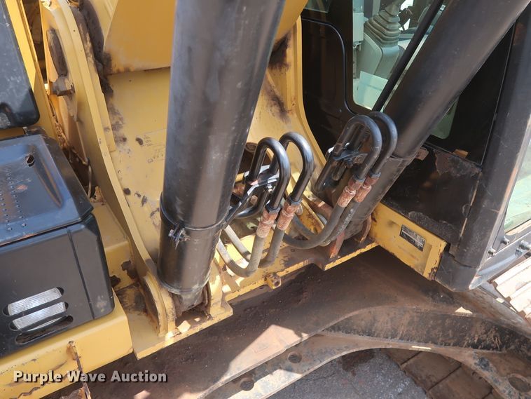 image for item DG7235 2012 Caterpillar 329E L  excavator