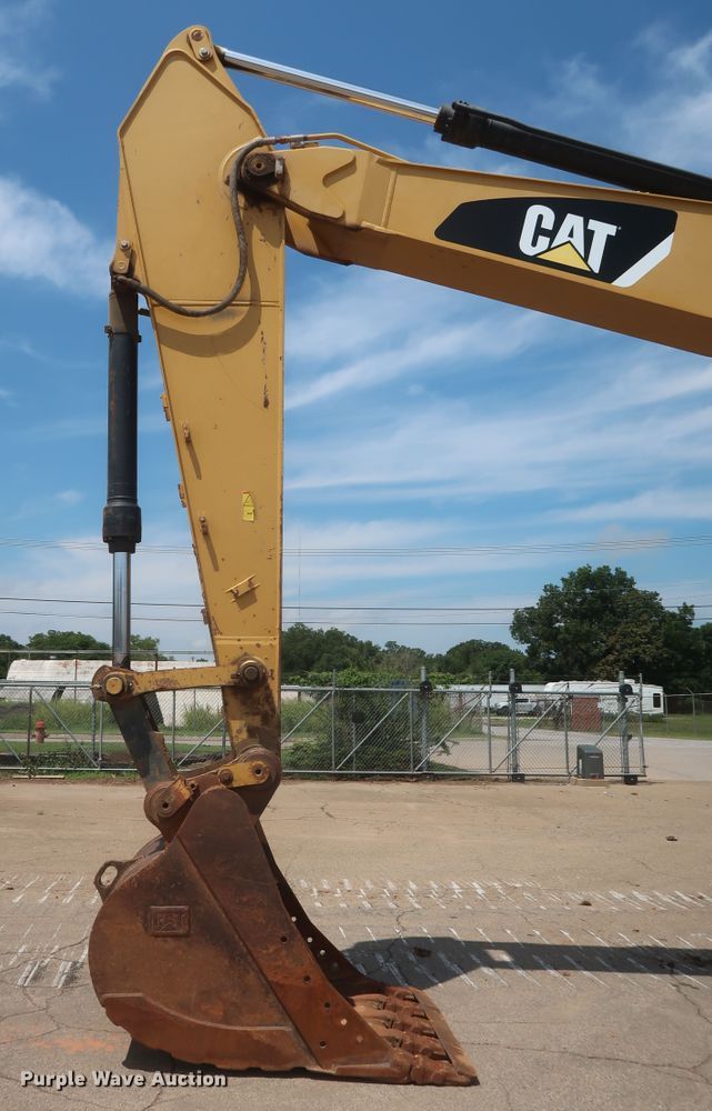 image for item DG7235 2012 Caterpillar 329E L  excavator