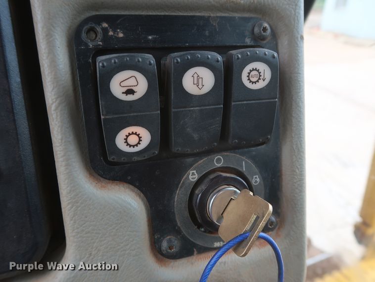 image for item DG7236 2014 Caterpillar D6T XL  dozer