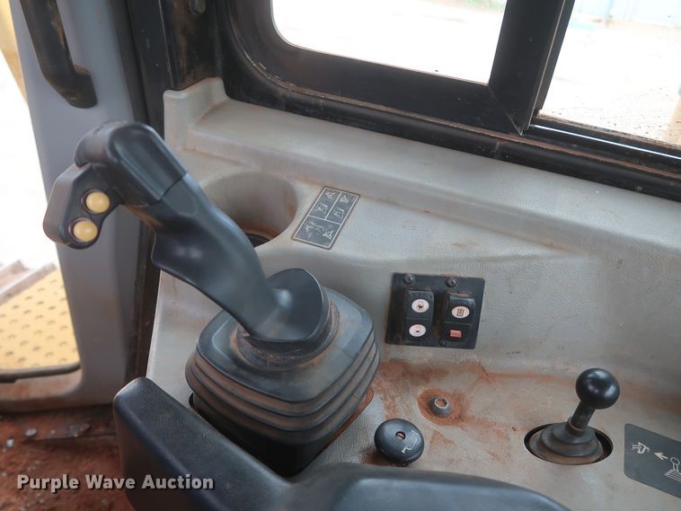 image for item DG7236 2014 Caterpillar D6T XL  dozer