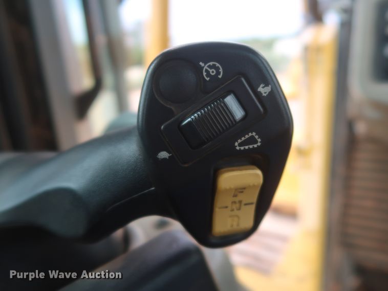 image for item DG7236 2014 Caterpillar D6T XL  dozer