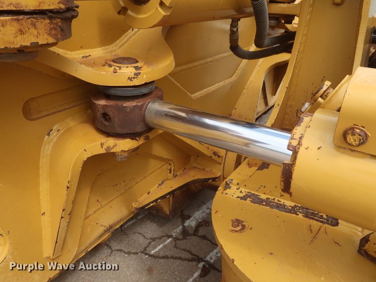 image for item DG7236 2014 Caterpillar D6T XL  dozer