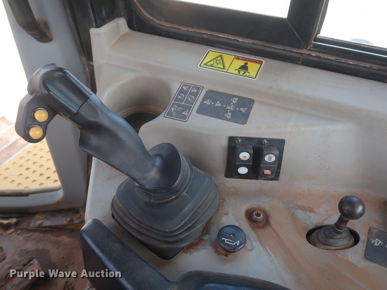 image for item DG7237 2013 Caterpillar D6T XL  dozer