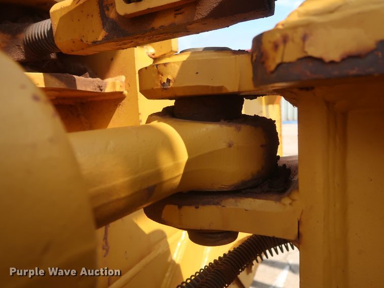 image for item DG7237 2013 Caterpillar D6T XL  dozer