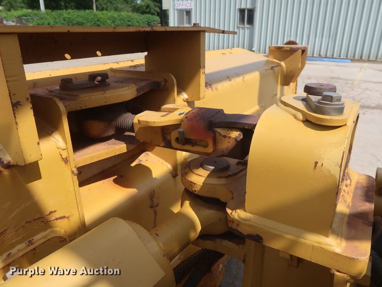 image for item DG7237 2013 Caterpillar D6T XL  dozer