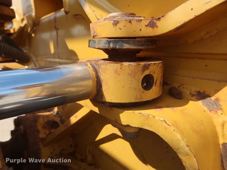 image for item DG7237 2013 Caterpillar D6T XL  dozer