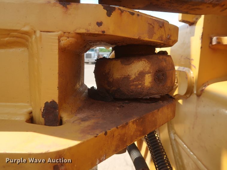 image for item DG7237 2013 Caterpillar D6T XL  dozer