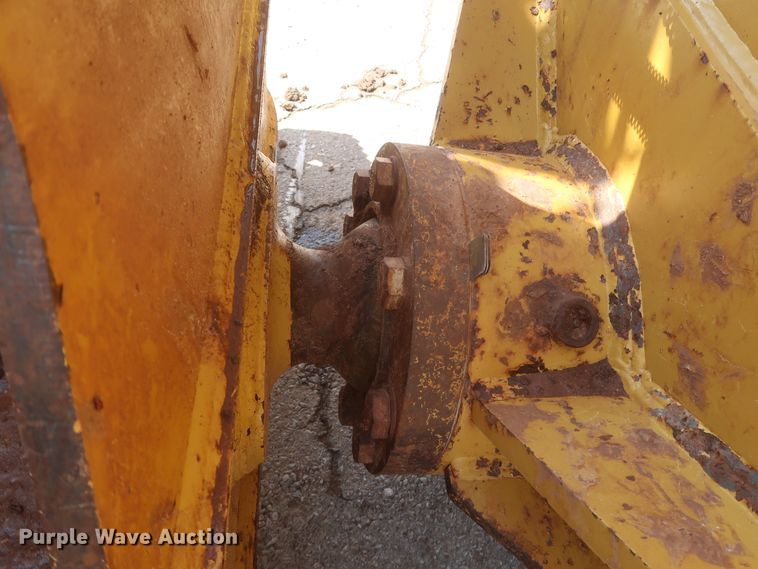 image for item DG7237 2013 Caterpillar D6T XL  dozer