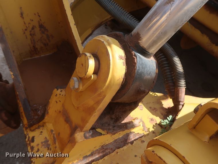 image for item DG7237 2013 Caterpillar D6T XL  dozer