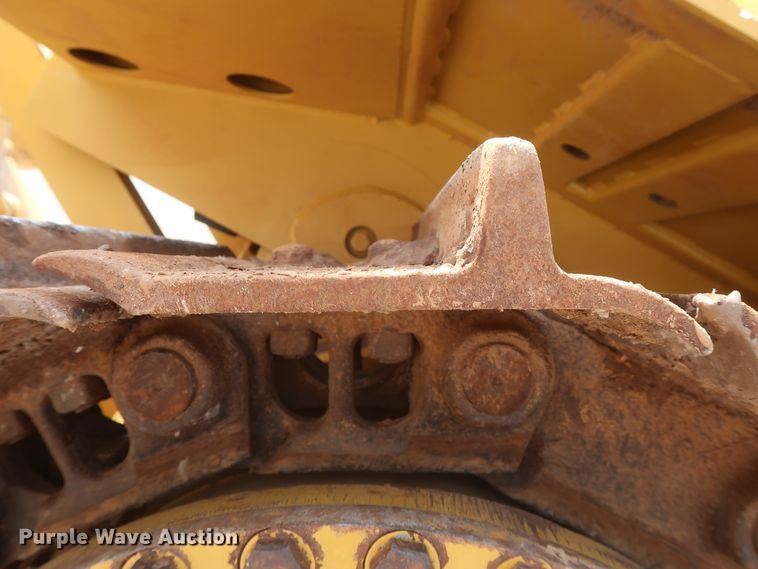 image for item DG7237 2013 Caterpillar D6T XL  dozer