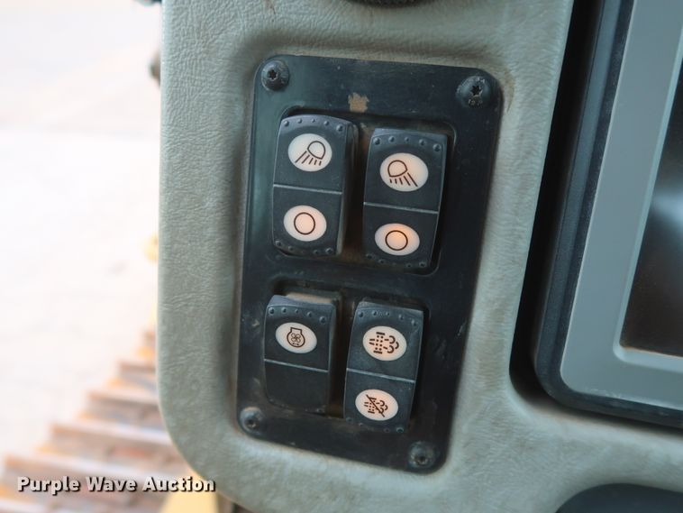 image for item DG7238 2012 Caterpillar D6T XL  dozer