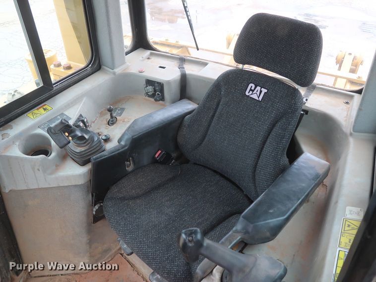 image for item DG7238 2012 Caterpillar D6T XL  dozer