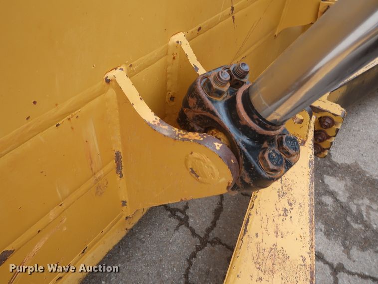 image for item DG7238 2012 Caterpillar D6T XL  dozer