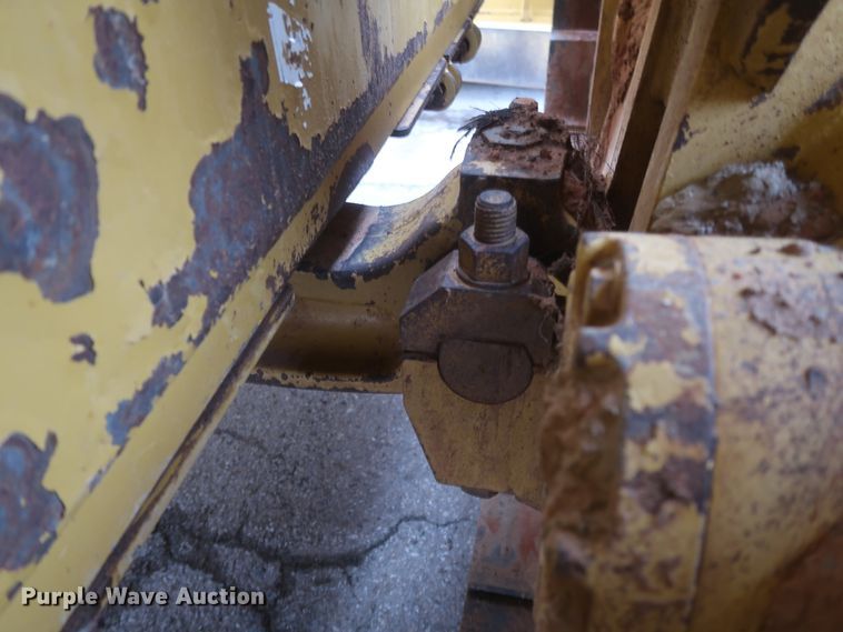 image for item DG7238 2012 Caterpillar D6T XL  dozer