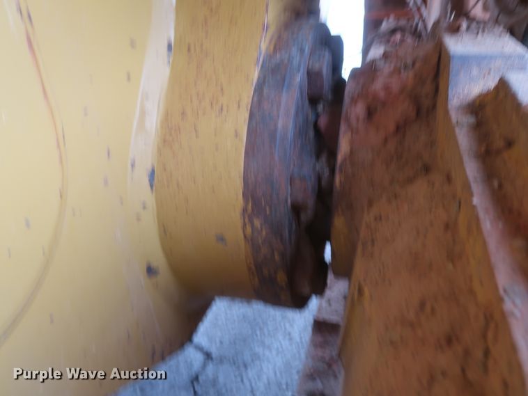 image for item DG7238 2012 Caterpillar D6T XL  dozer