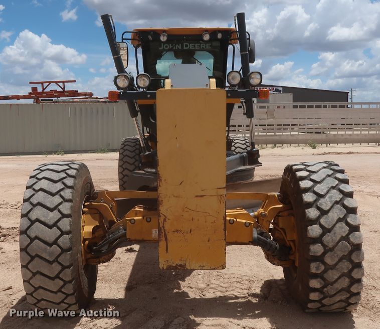 image for item DH0939 2017 John Deere 872G  motor grader