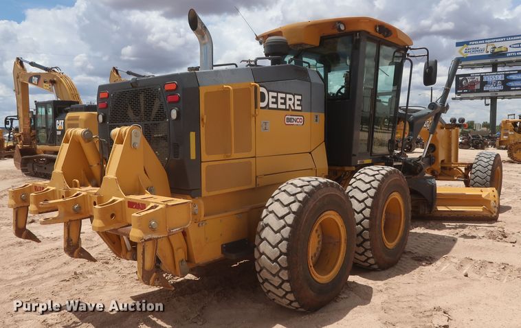 image for item DH0939 2017 John Deere 872G  motor grader