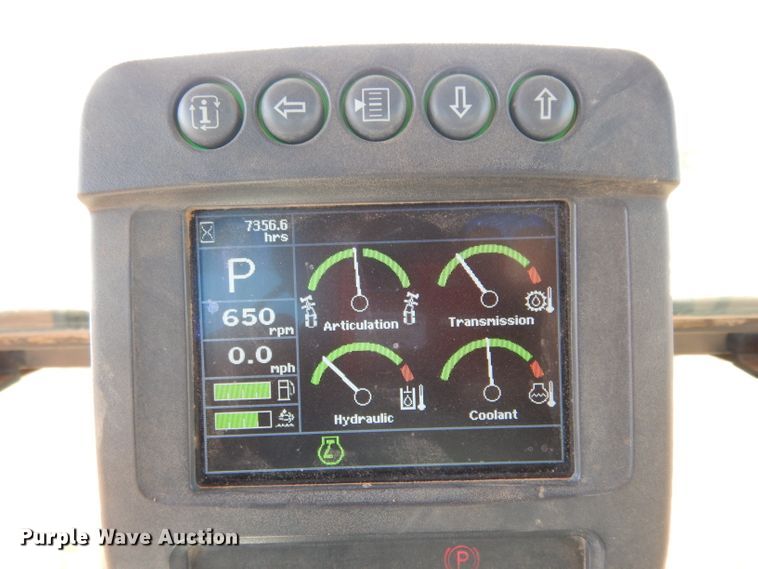 image for item DH0939 2017 John Deere 872G  motor grader